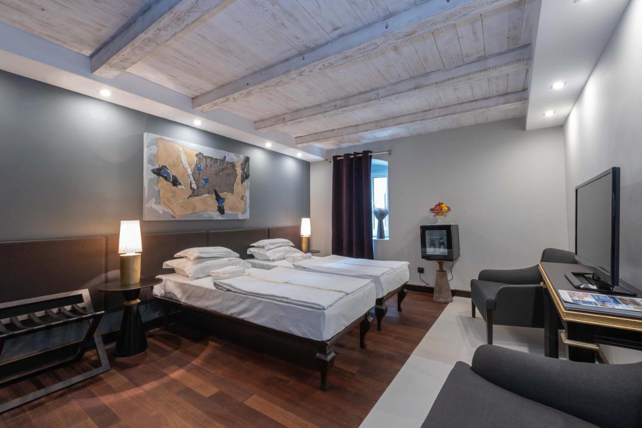Boutique Hippocampus Kotor